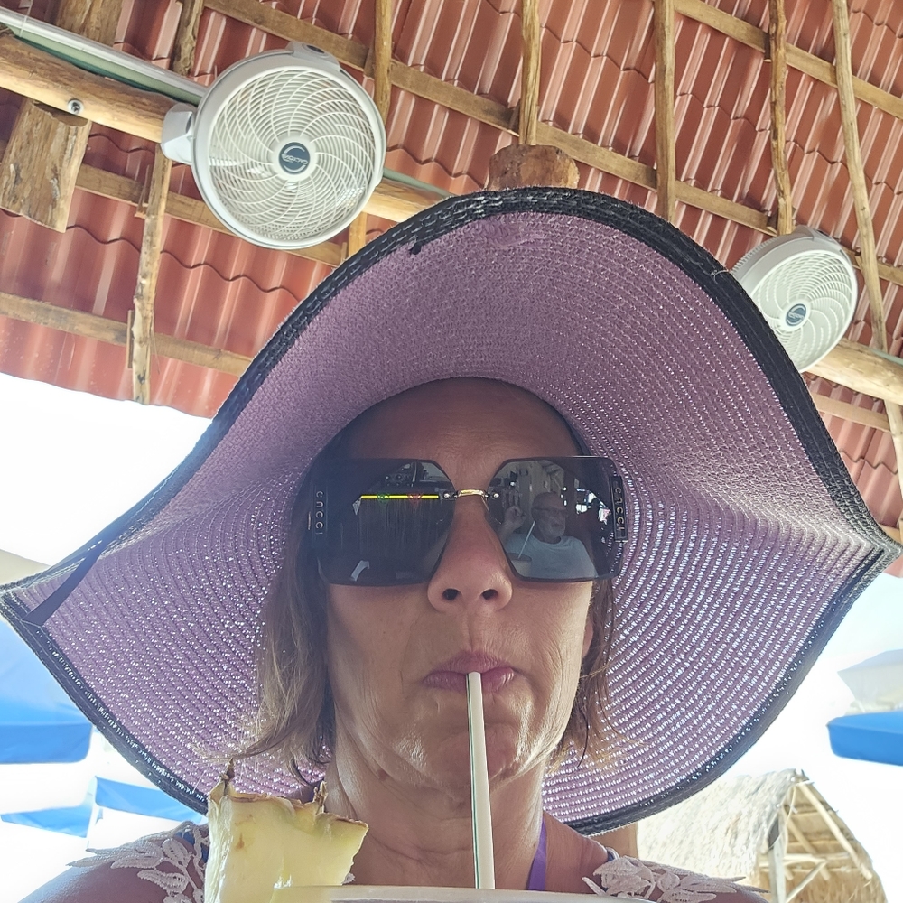 Meet your Posher, Kathy